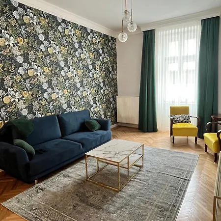 Ady1 Apartment *
